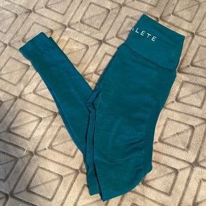 Alphalete aero leggings teal
